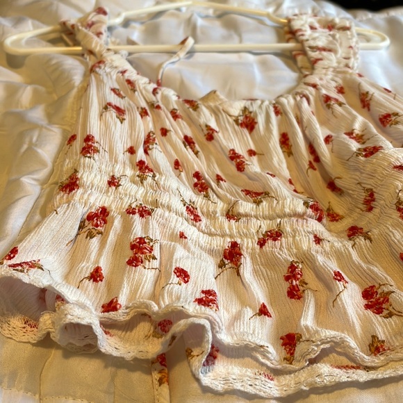 Haut court rose et blanc - Picture 2 of 2